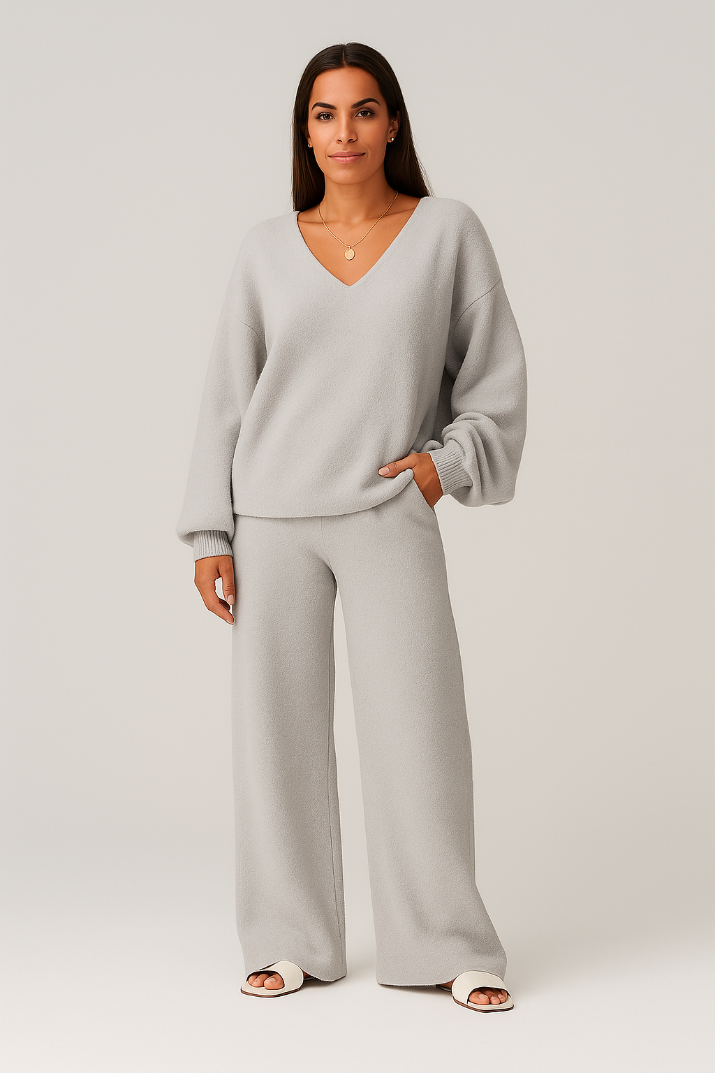 Women Matching Set – V-Neck Lounge Style, Warm & Elegant